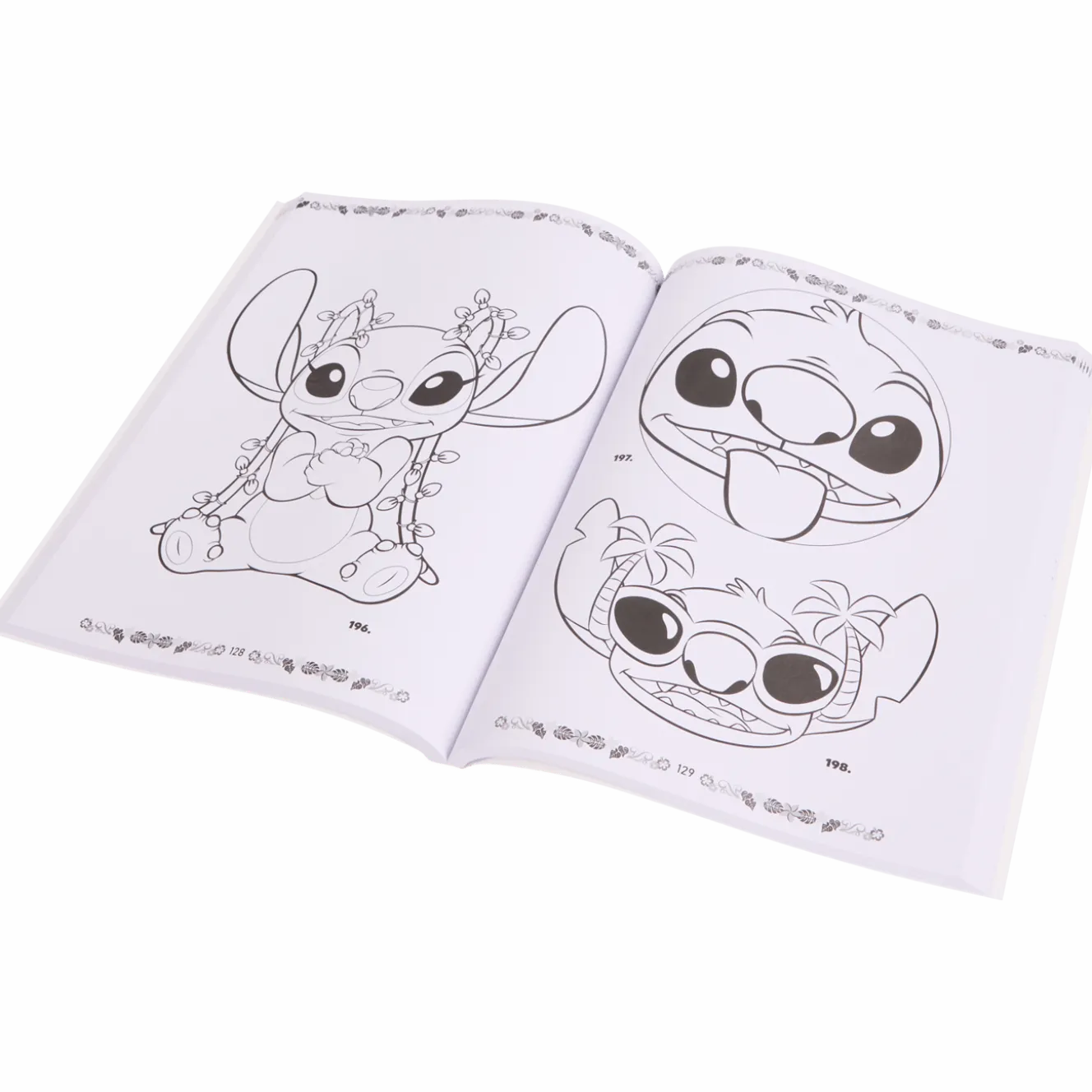 Disney spelletjes- en kleurboek