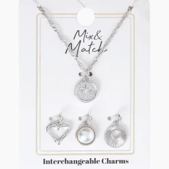 Ketting met verwisselbare hangers