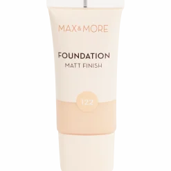 Max & More matt finish foundation